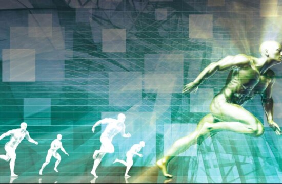 Entenda a relação entre biomecânica esportiva e grama sintética com a Stampa! Silhuetas em corrida ilustram o estudo da biomecânica esportiva em ambiente digital.